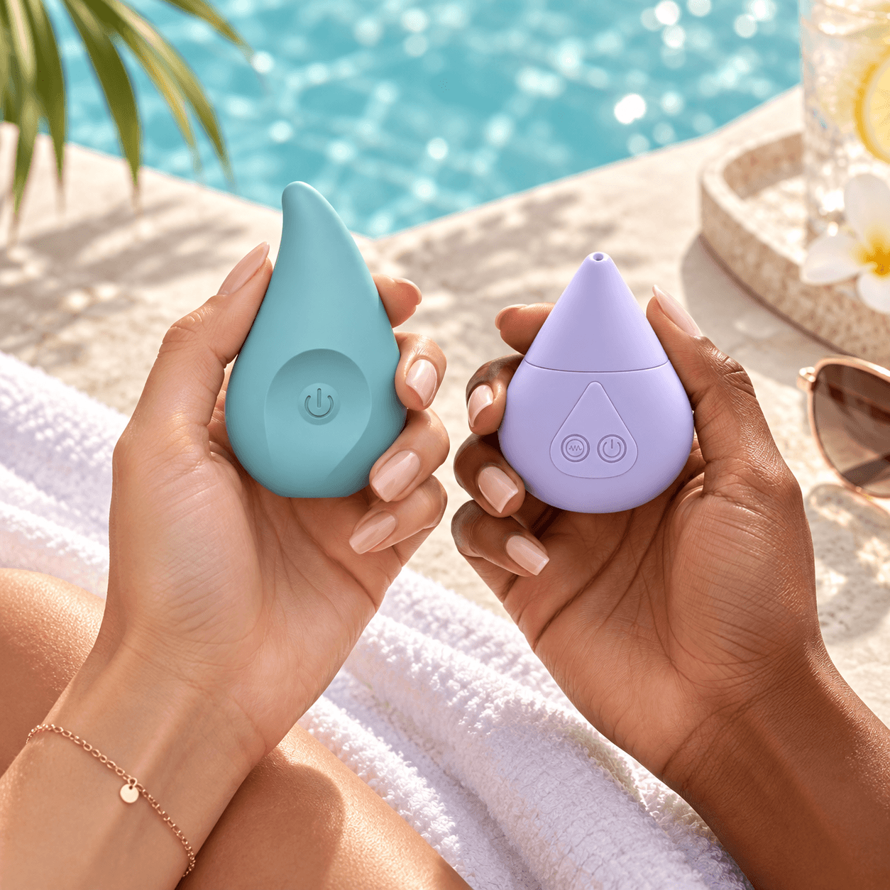 SPLASH Vibe et SPLASH Air tenus en main